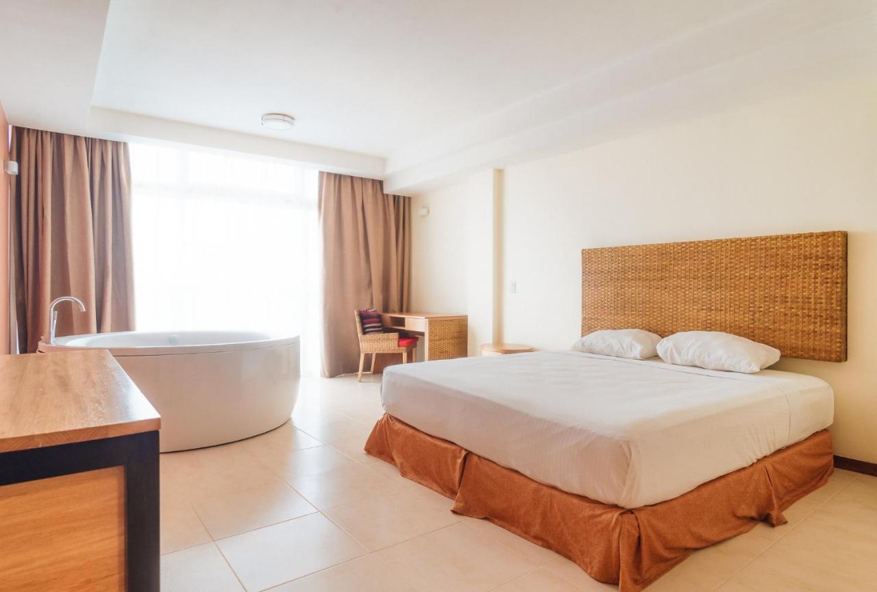 Jacana Amazon Wellness Resort باراماريبو المظهر الخارجي الصورة